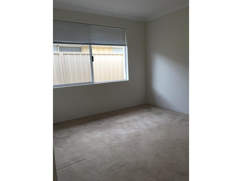 6 Bourke Close, Ravenswood WA 6208