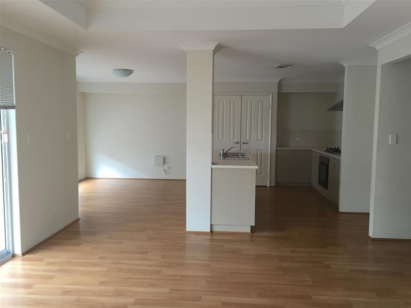 6 Bourke Close, Ravenswood WA 6208