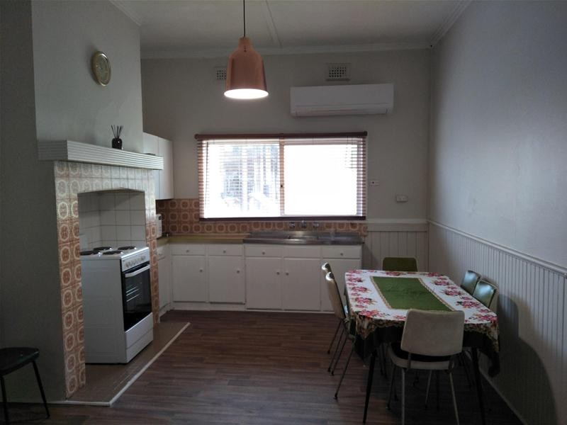 12 South West Highway, Waroona WA 6215