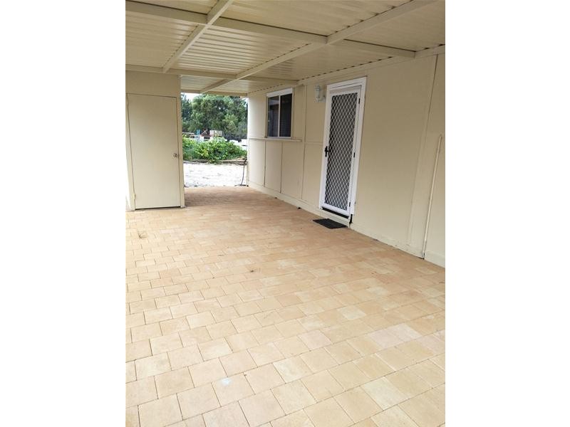 12 South West Highway, Waroona WA 6215