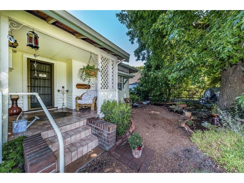 9 Congdon Avenue, Pinjarra WA 6208