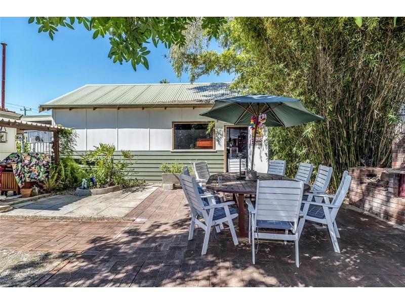 9 Congdon Avenue, Pinjarra WA 6208