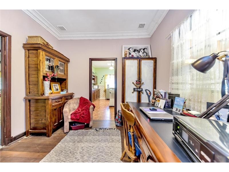 9 Congdon Avenue, Pinjarra WA 6208