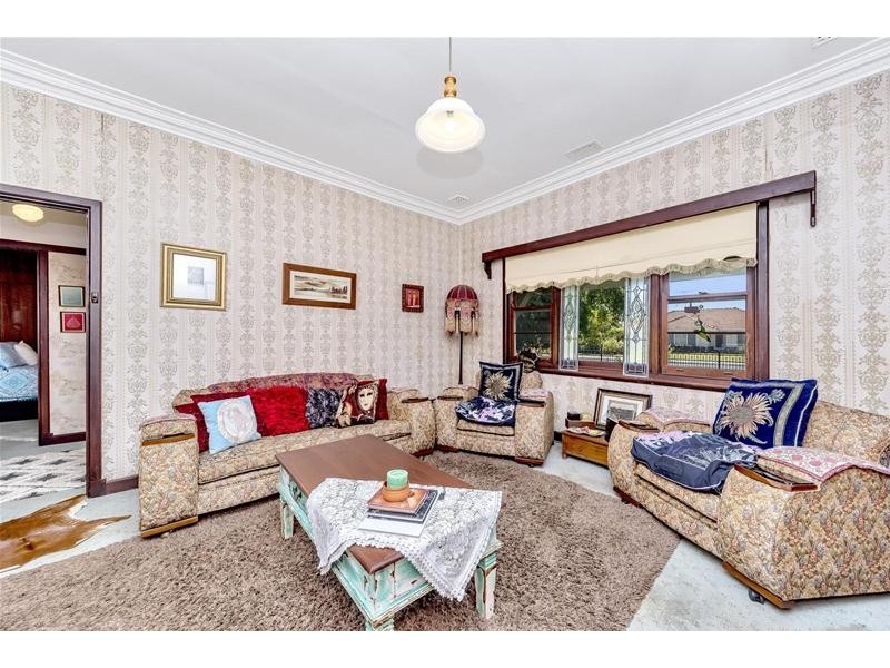 9 Congdon Avenue, Pinjarra WA 6208