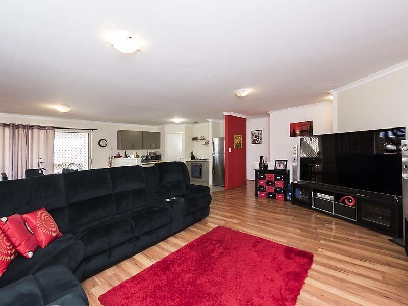 2 Holloway Turn, Ravenswood WA 6208