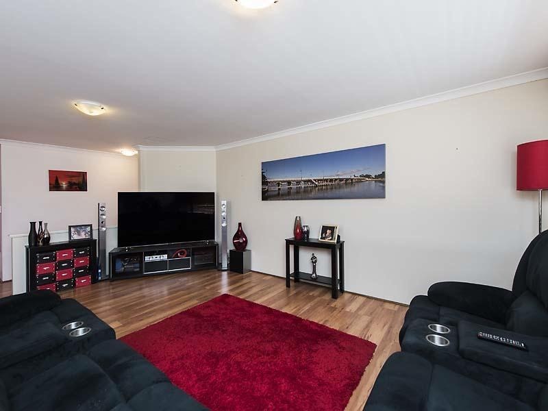 2 Holloway Turn, Ravenswood WA 6208