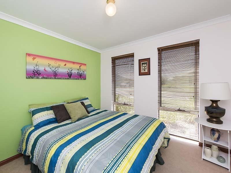 2 Holloway Turn, Ravenswood WA 6208