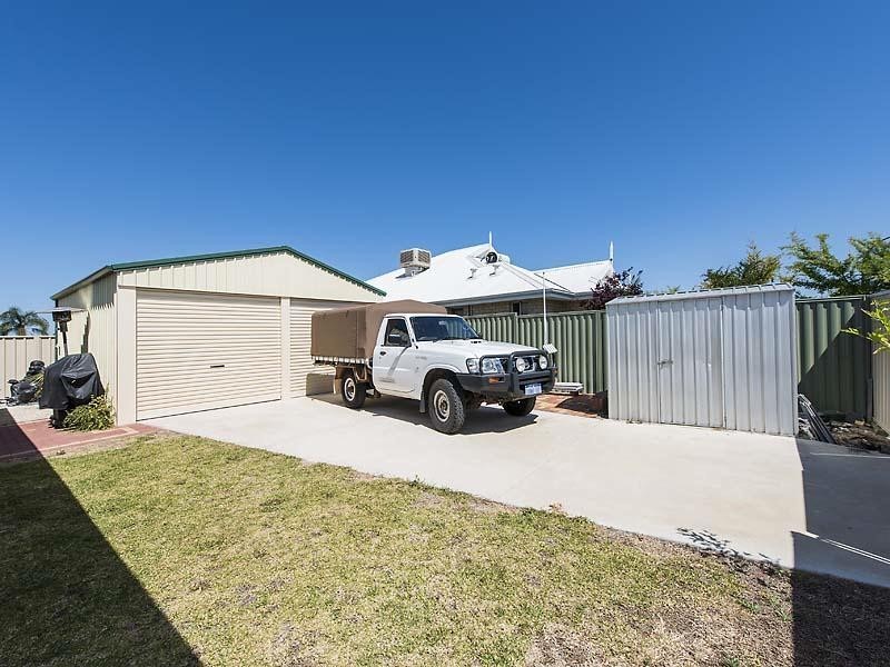 2 Holloway Turn, Ravenswood WA 6208