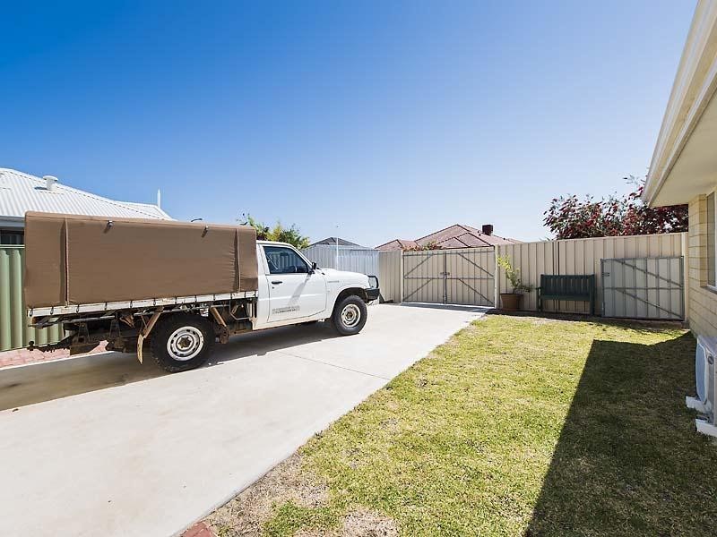 2 Holloway Turn, Ravenswood WA 6208