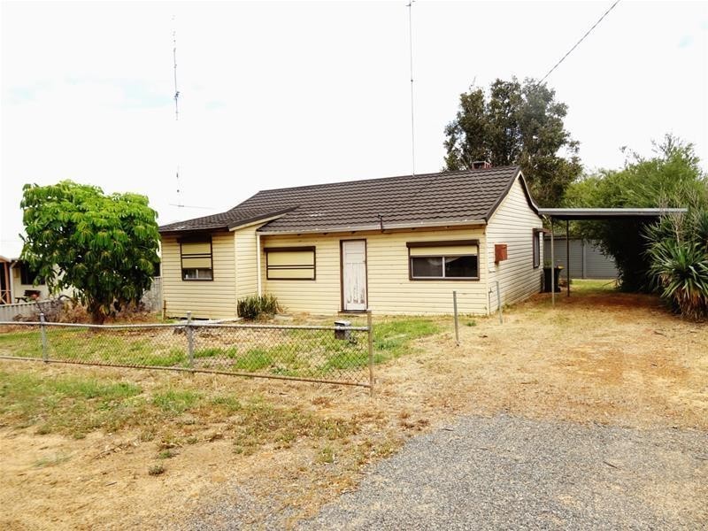 43 Recreation Road, Waroona WA 6215