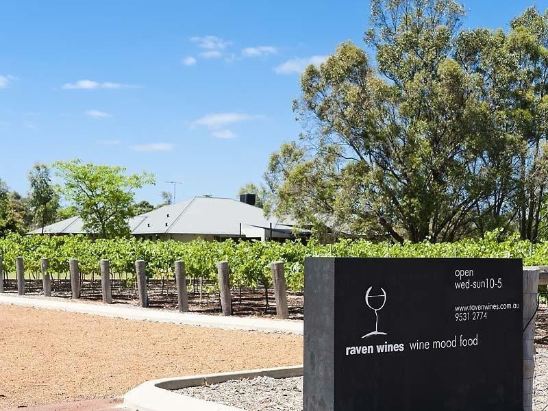 41 Wilson Road, Pinjarra WA 6208