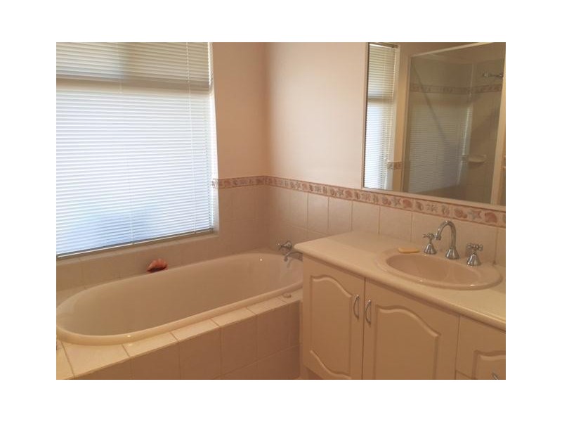 13 McKay Avenue, Waroona WA 6215