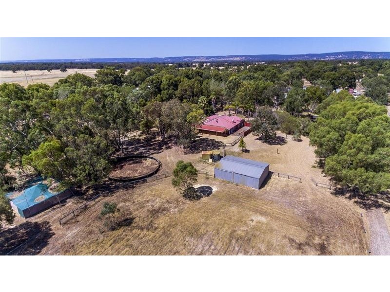 8 Cheyne Court, Pinjarra WA 6208
