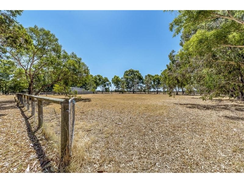 8 Cheyne Court, Pinjarra WA 6208