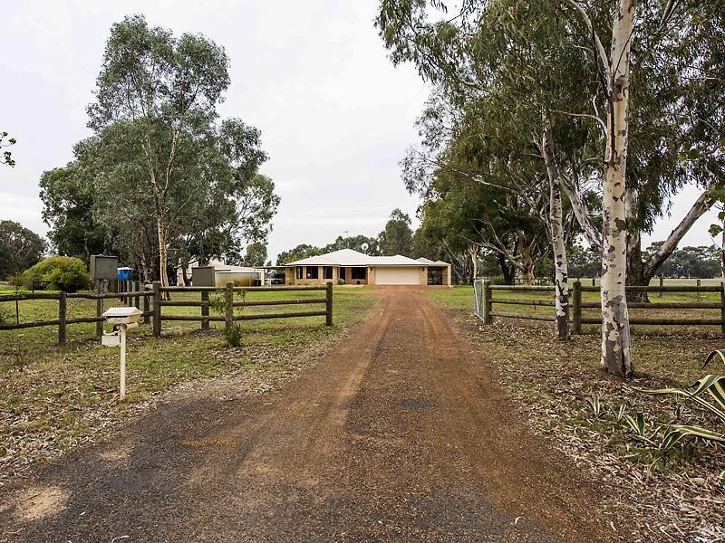 72 Cheyne Court, Pinjarra WA 6208