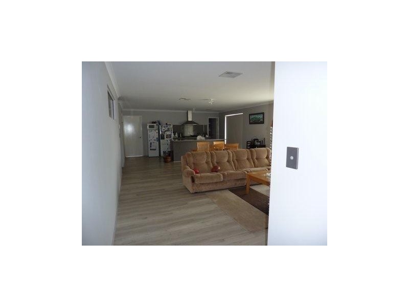 9 Sandalwood Place, Boddington WA 6390