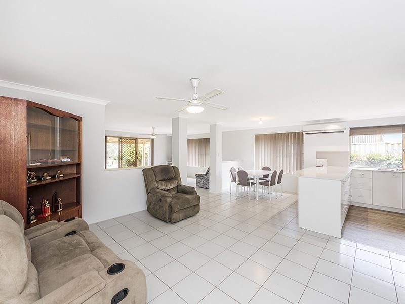 22 Willow Gardens, South Yunderup WA 6208