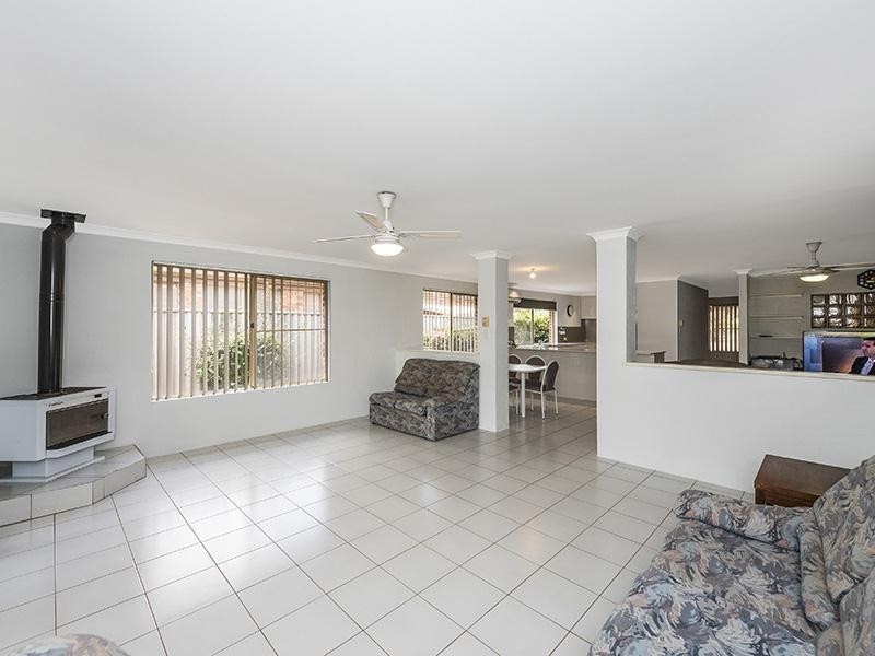 22 Willow Gardens, South Yunderup WA 6208