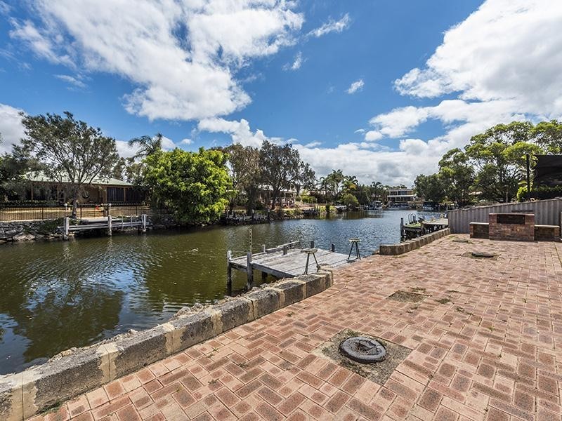 22 Willow Gardens, South Yunderup WA 6208