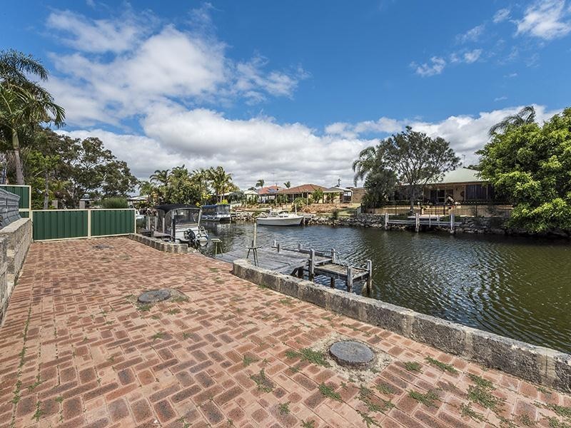 22 Willow Gardens, South Yunderup WA 6208