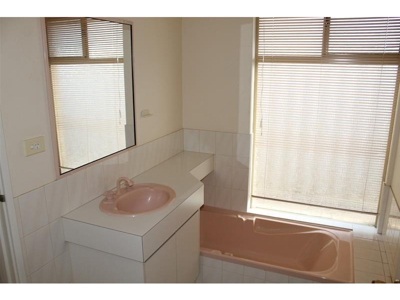 19 Woolah Place, South Yunderup WA 6208