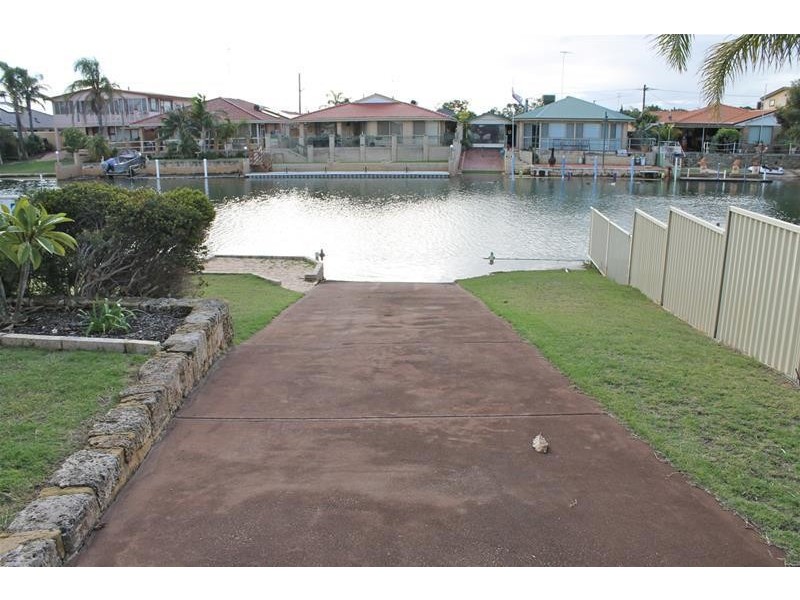 19 Woolah Place, South Yunderup WA 6208