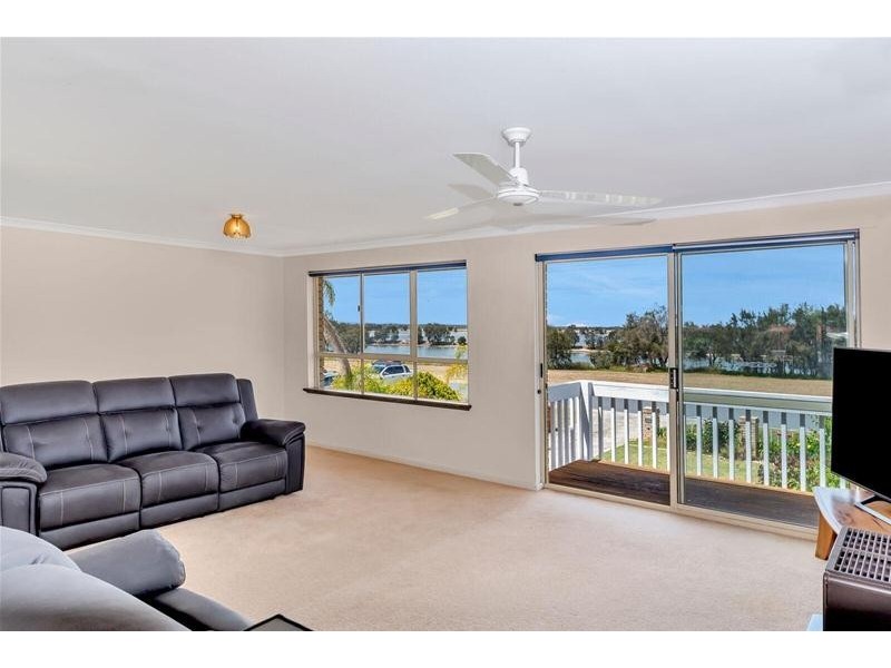9 Moyup Way, South Yunderup WA 6208
