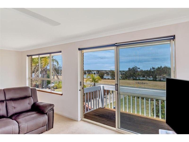 9 Moyup Way, South Yunderup WA 6208