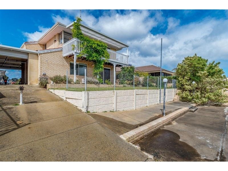 9 Moyup Way, South Yunderup WA 6208