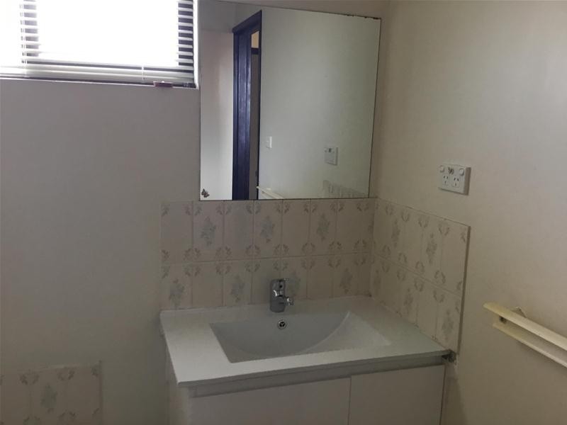 3/11 Brooks Avenue, Waroona WA 6215