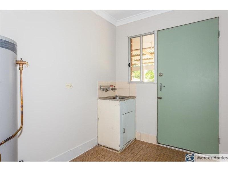 4 Hakea Place, Pinjarra WA 6208