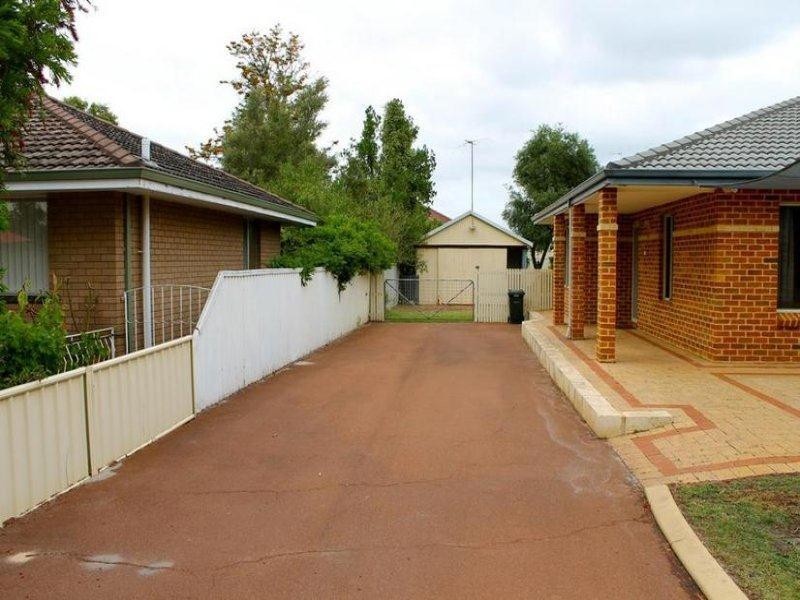 96 BANKSIA Terrace, South Yunderup WA 6208