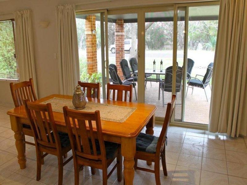 96 BANKSIA Terrace, South Yunderup WA 6208