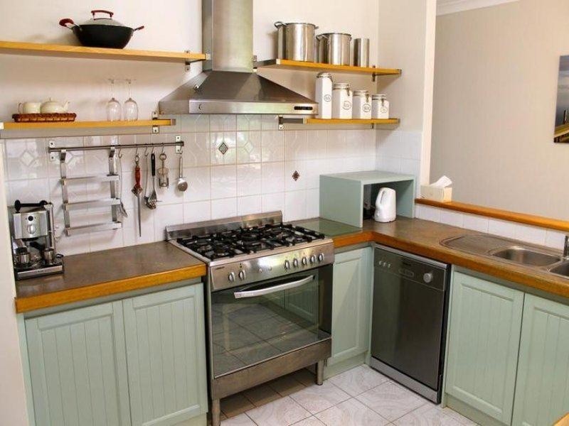 96 BANKSIA Terrace, South Yunderup WA 6208