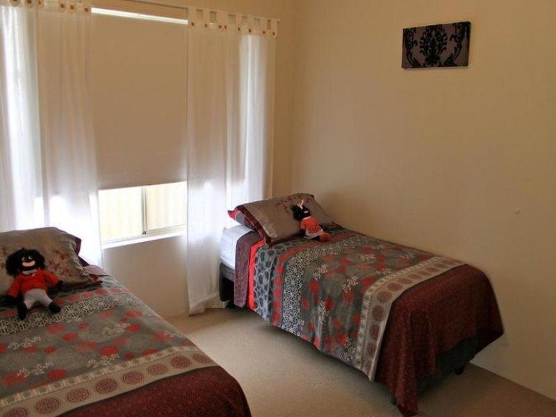 96 BANKSIA Terrace, South Yunderup WA 6208