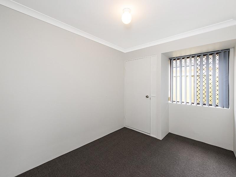 3 Revesby Place, Coodanup WA 6210