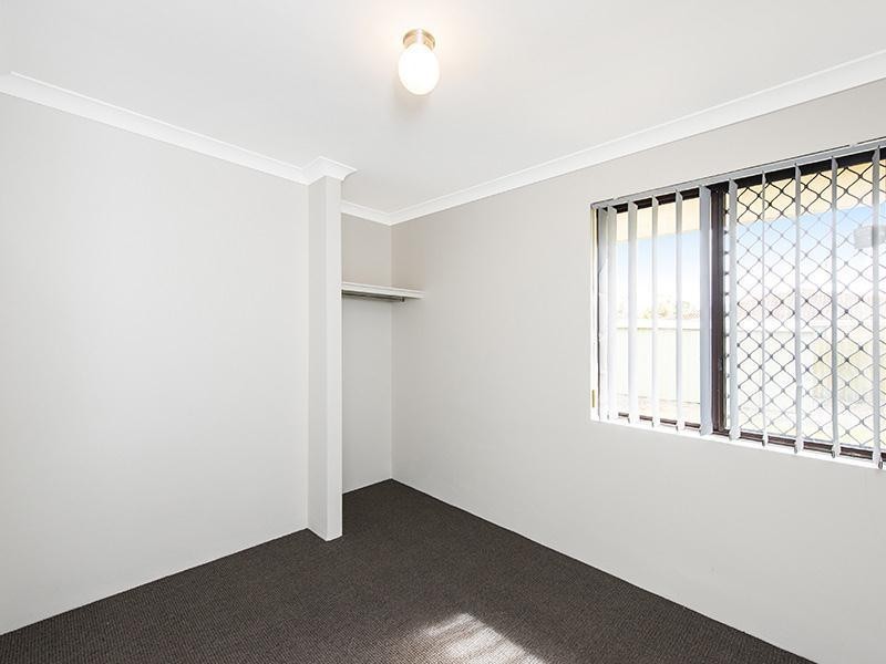 3 Revesby Place, Coodanup WA 6210