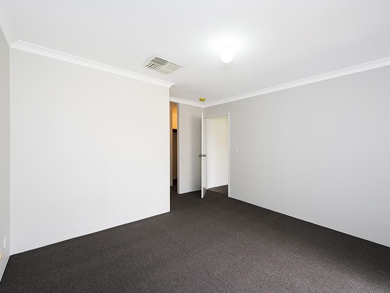 3 Revesby Place, Coodanup WA 6210