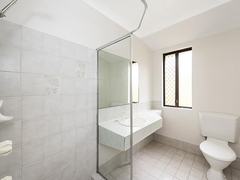 3 Revesby Place, Coodanup WA 6210