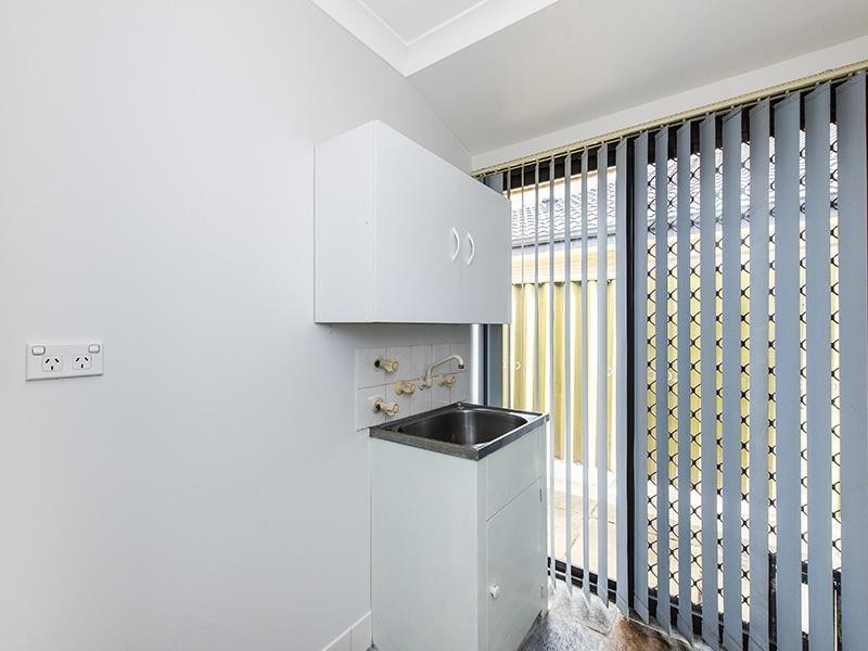 3 Revesby Place, Coodanup WA 6210