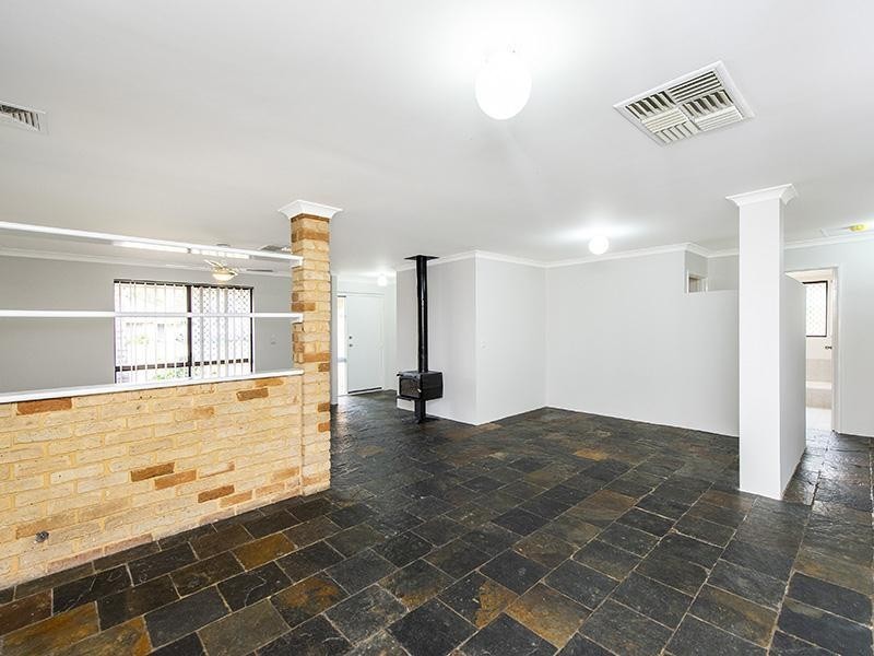 3 Revesby Place, Coodanup WA 6210