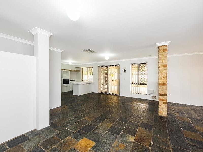 3 Revesby Place, Coodanup WA 6210