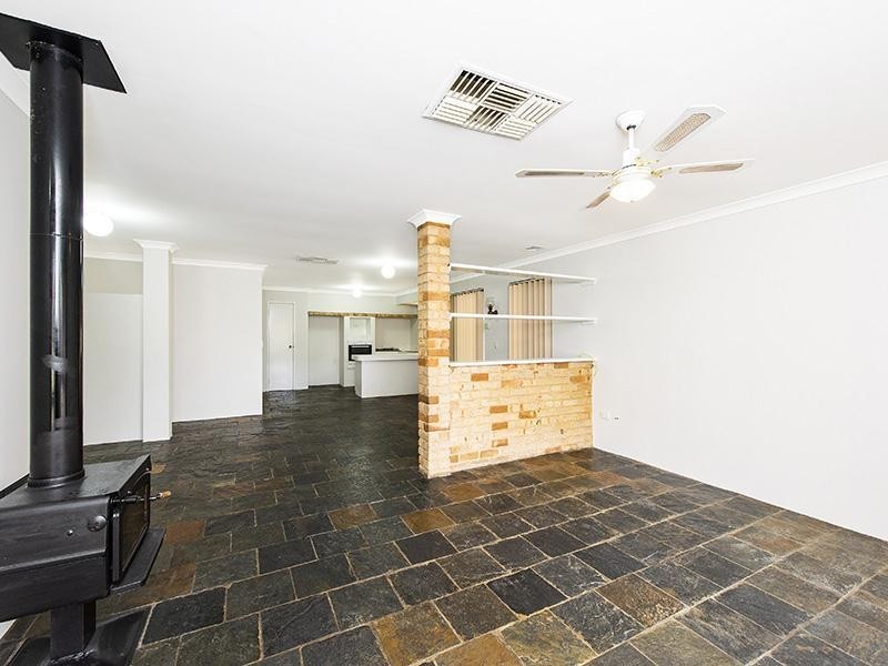 3 Revesby Place, Coodanup WA 6210