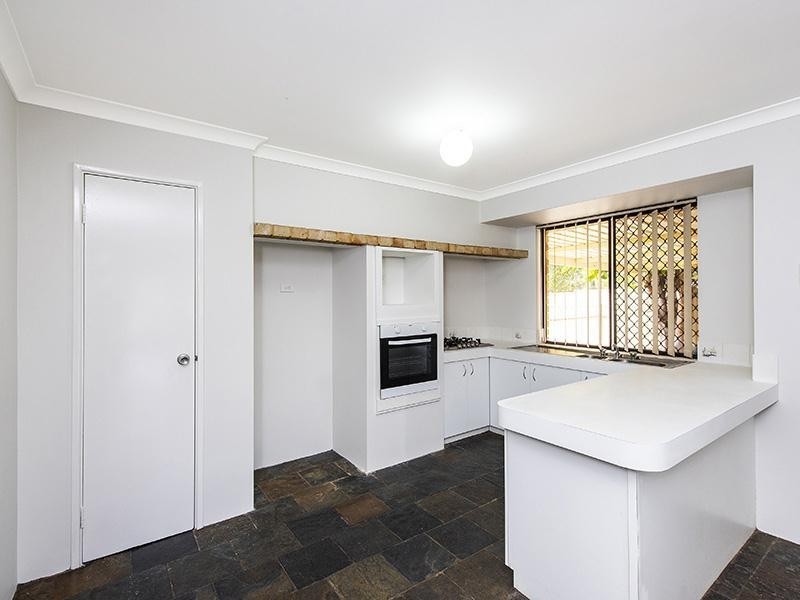 3 Revesby Place, Coodanup WA 6210