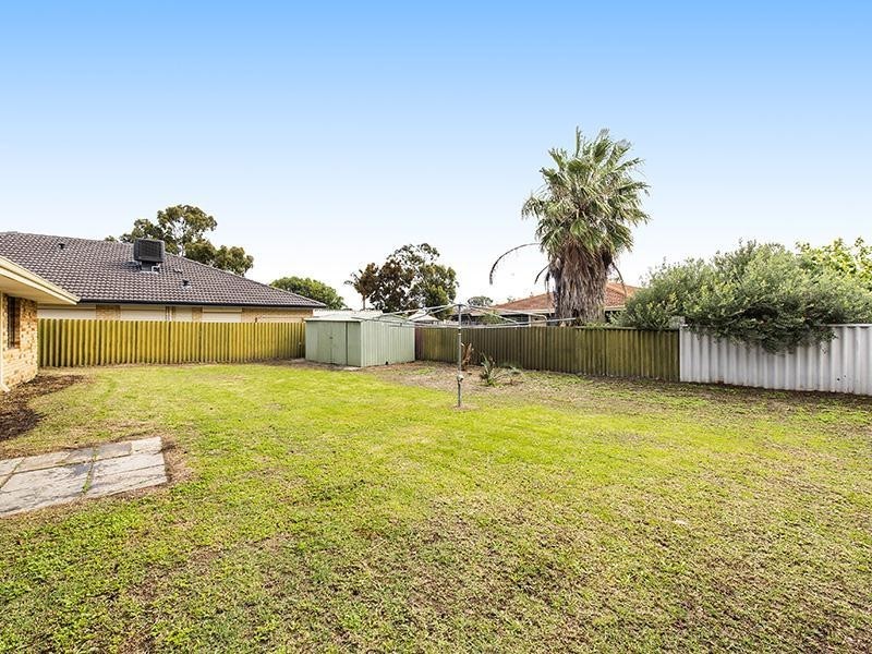 3 Revesby Place, Coodanup WA 6210