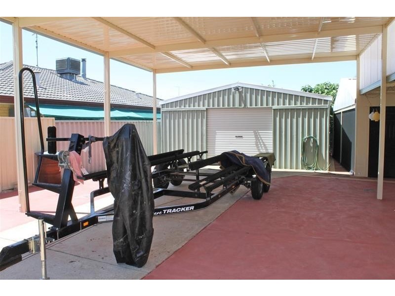 6 Lever Way, South Yunderup WA 6208