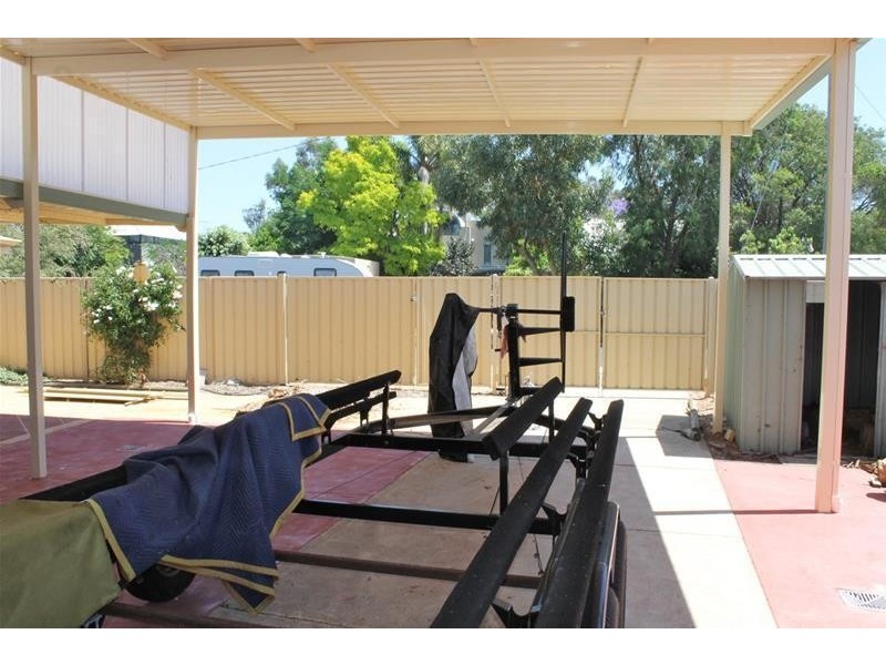 6 Lever Way, South Yunderup WA 6208
