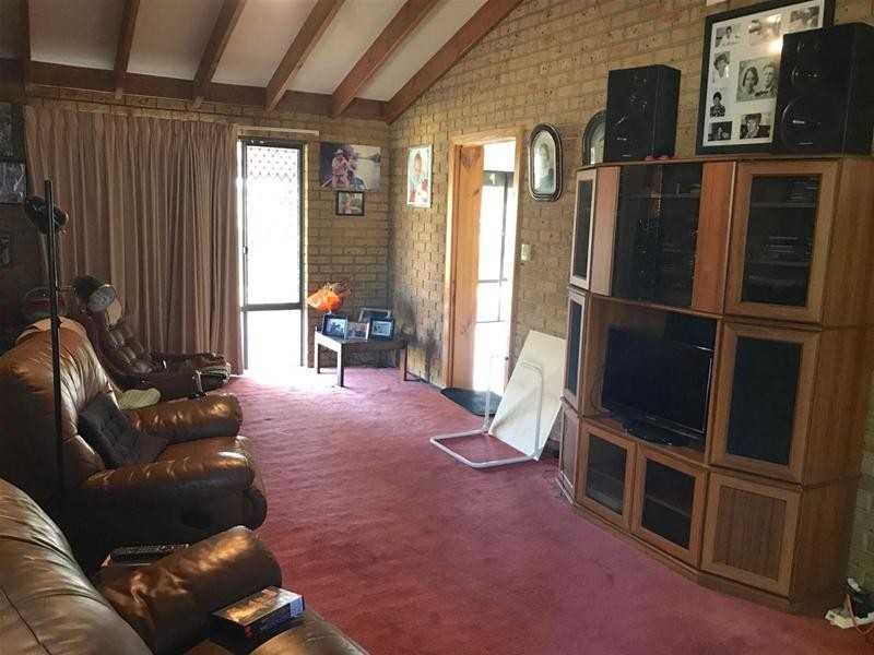 26 Railway Avenue, North Dandalup WA 6207