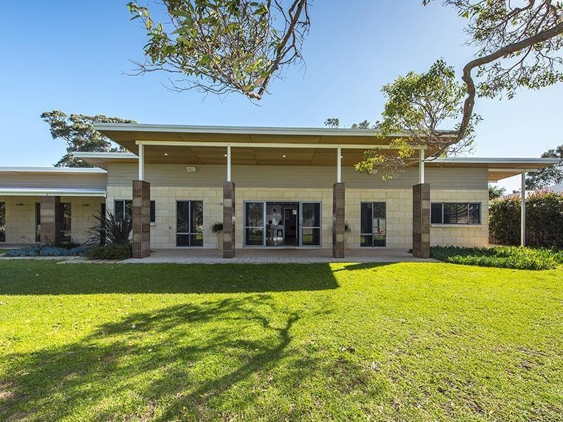 17 Placid Waters, Coodanup WA 6210