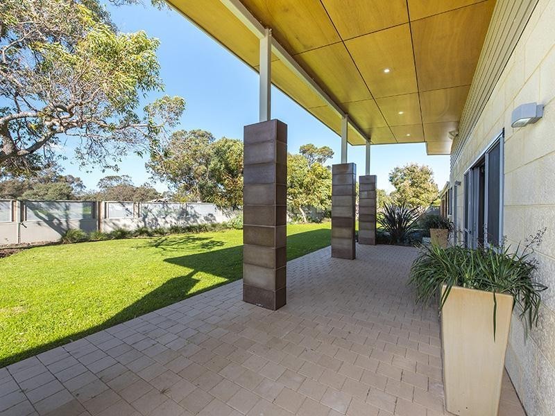 17 Placid Waters, Coodanup WA 6210